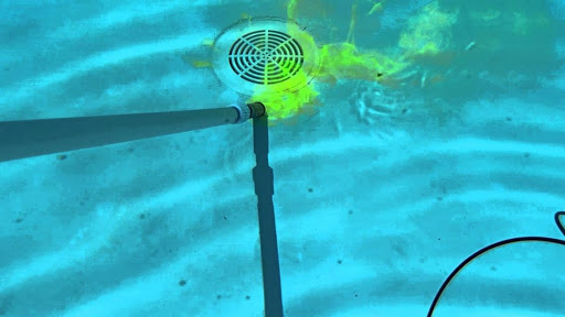 détecter une fuite sur une piscine en dur